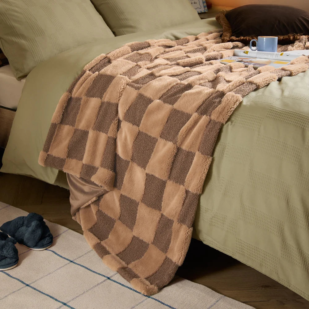FUR BOUCLÉ CHECK THROW | Furn