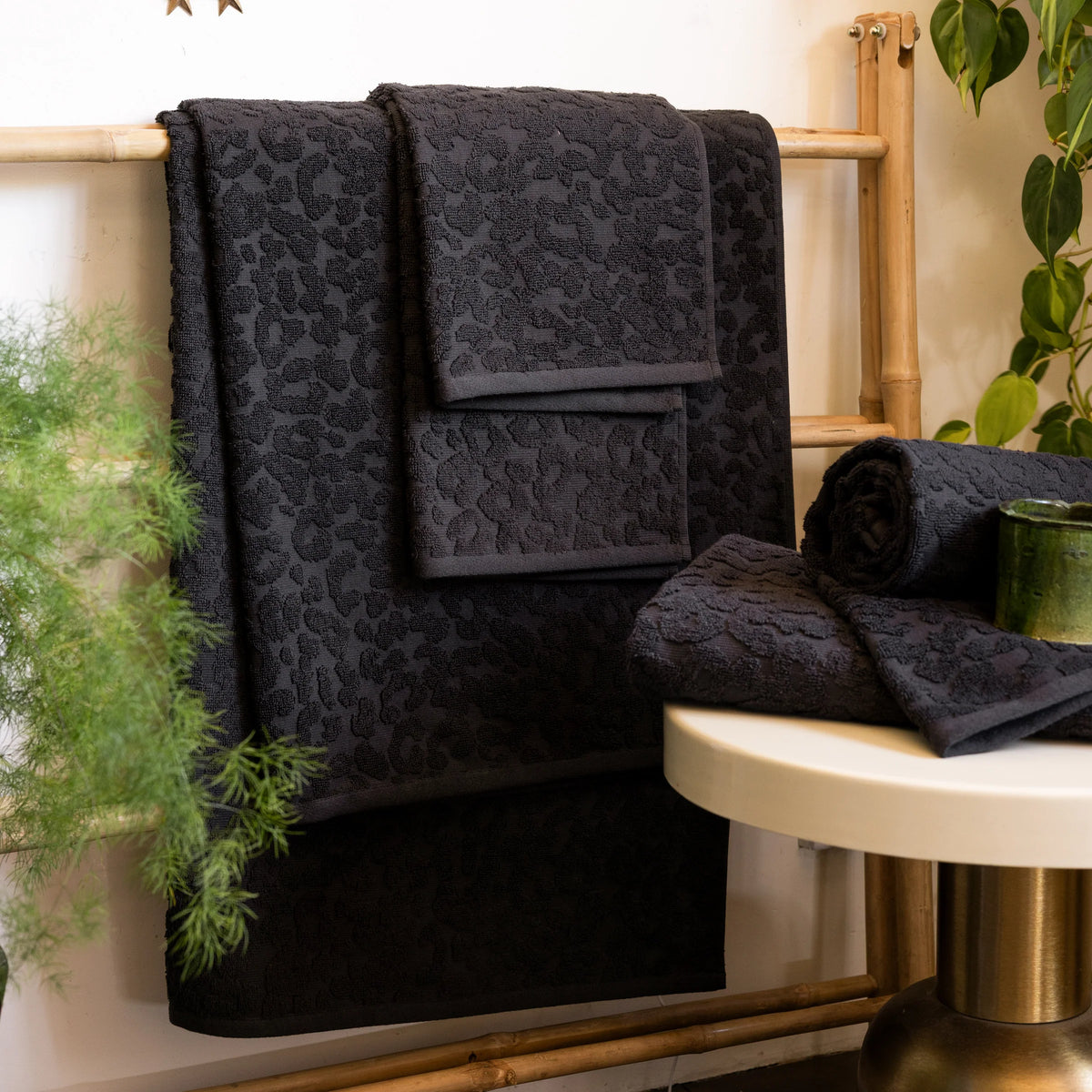 LEOPARD JACQUARD 100% COTTON TOWEL COLLECTION | Rockett St George