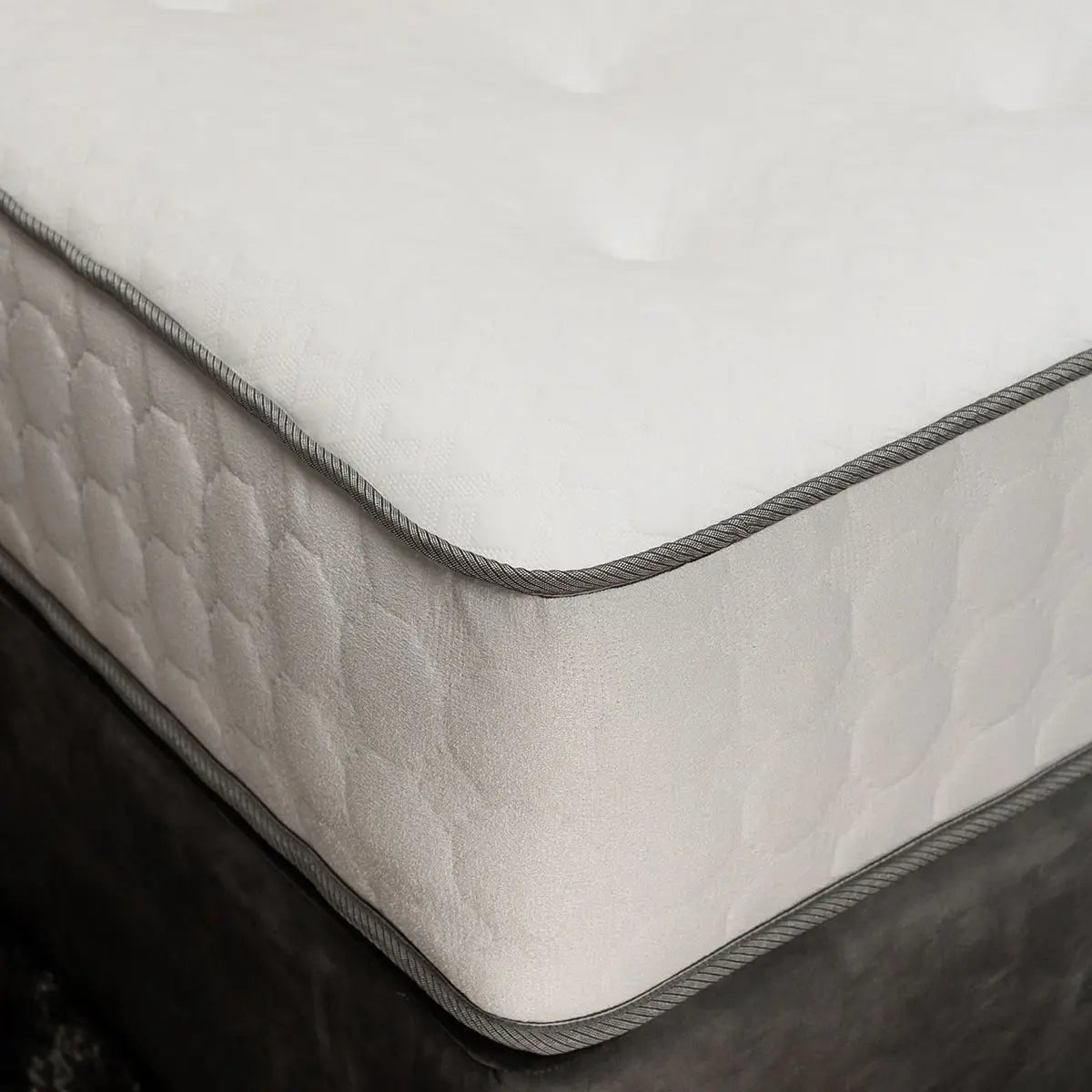 Aurora Mattress RADIANCE IRISH MADE MATTRESS
by Aurora
