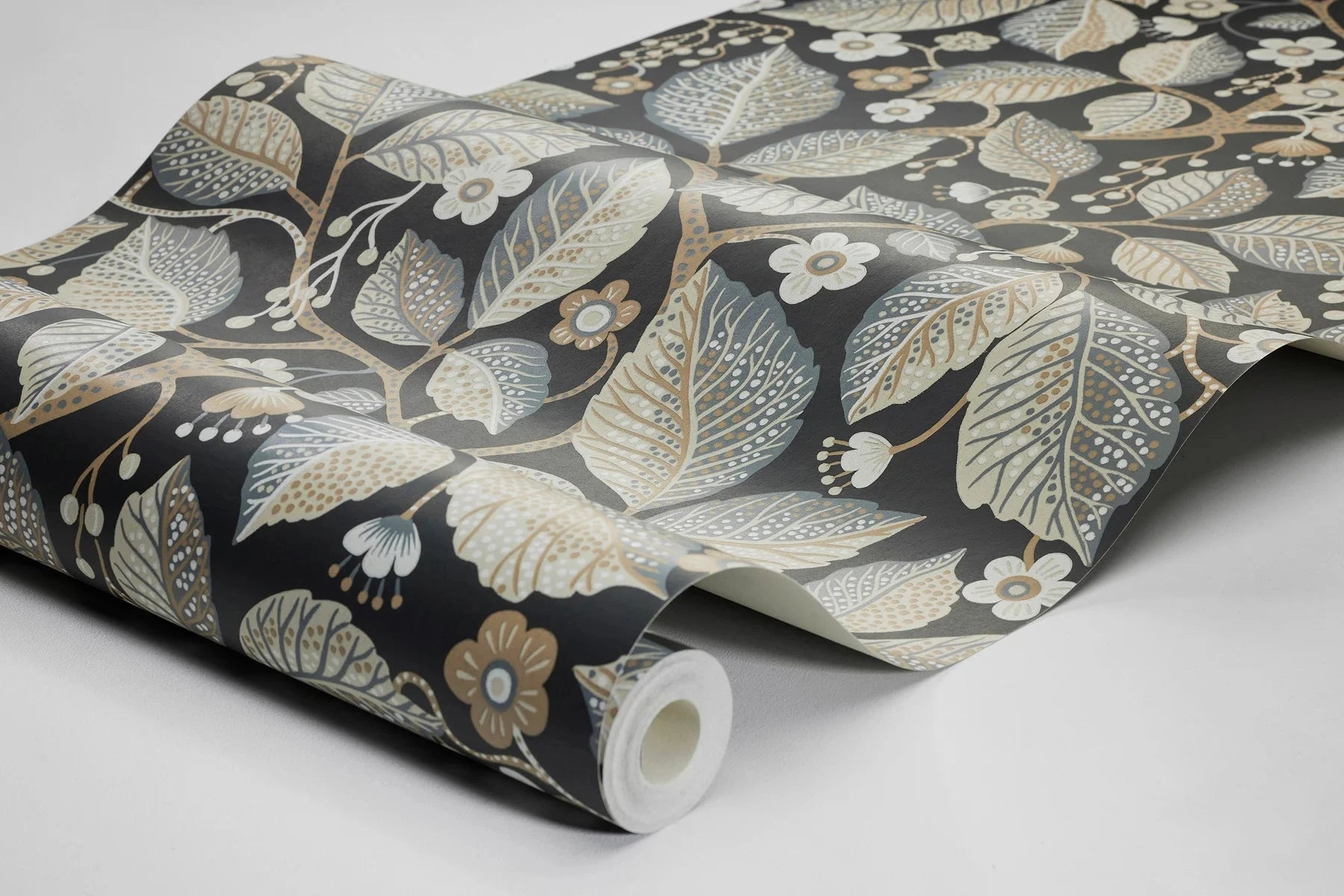 Boråstapeter Boråstapeter Wallpaper Elm Tree Black – by Boråstapeter