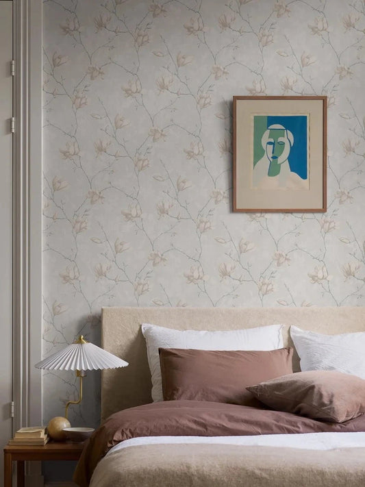 Boråstapeter Boråstapeter Wallpaper Lilly Tree White Wallpaper by Boråstapeter (10 metre roll)