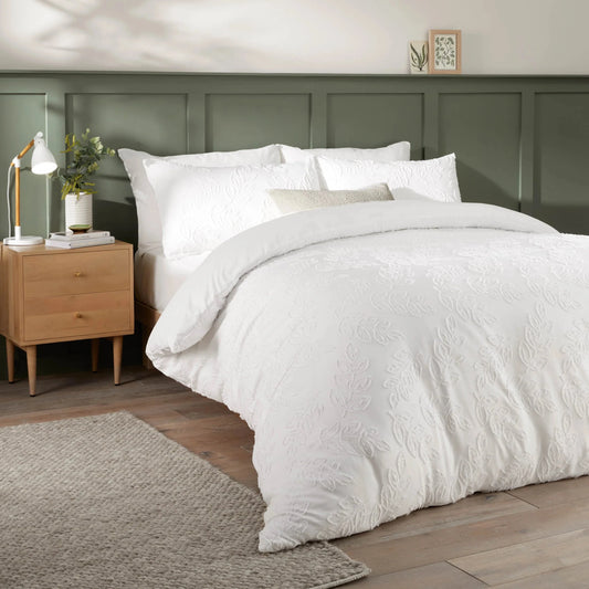 Duvet Day (Riva Home) Bedspread Duvet Day Seville Leaf Tufted Soft Touch Duvet Cover Set Green