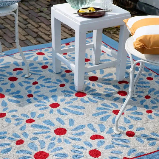 Laura Ashley (Brink & Campman) Designer Rugs Laura Ashley Thorncliff Daisy Sky Blue Indoor/Outdoor Rug