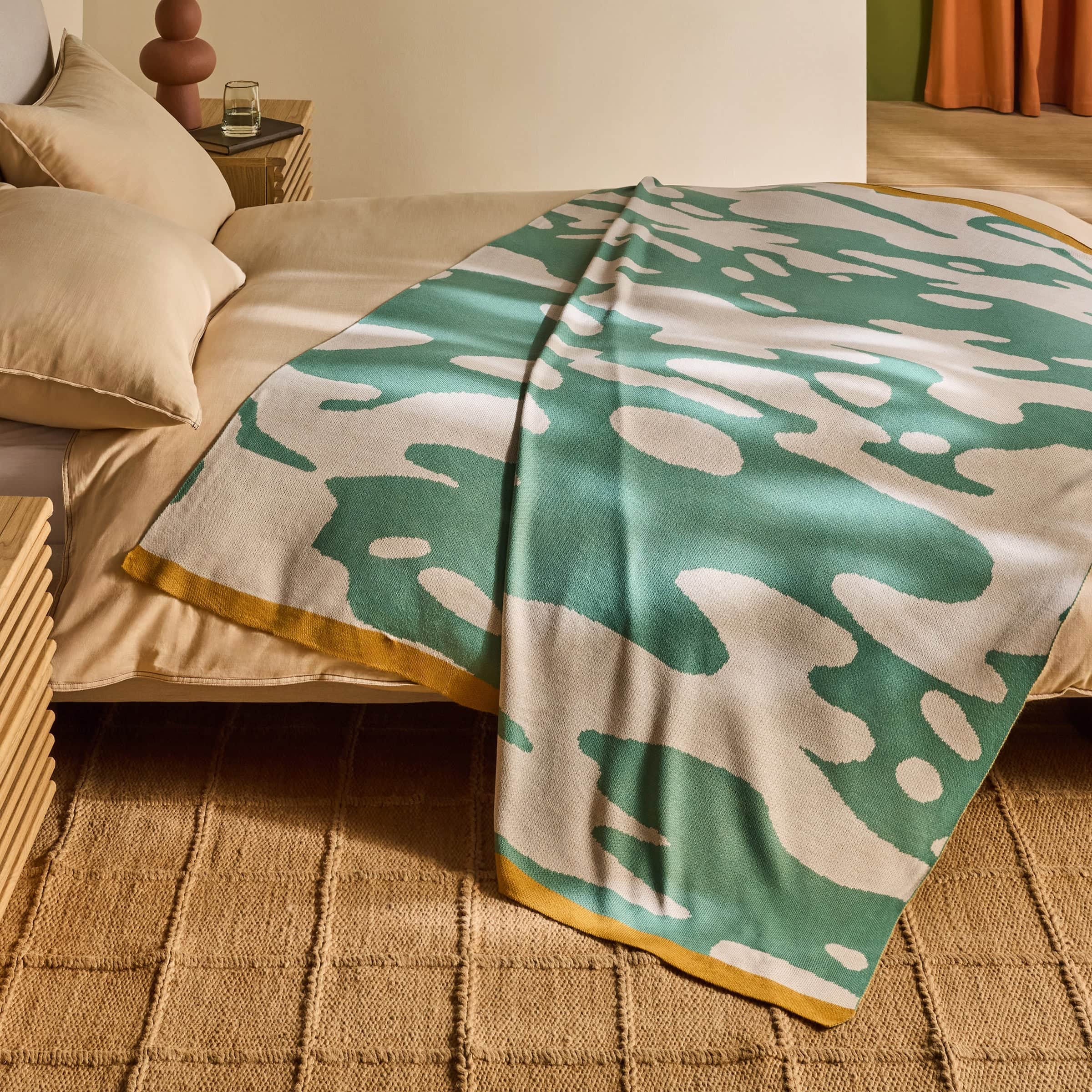 MADE (Riva Home) MADE Throw RIPPLE KNITTED THROW TEAL by MADE