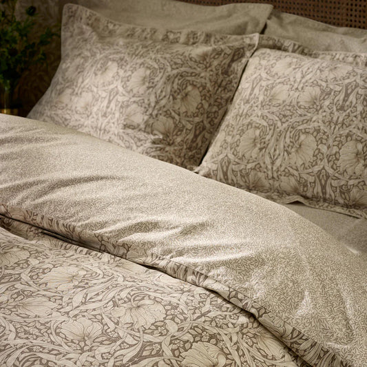 Morris & Co (Riva Home) Duvet Cover set PIMPERNEL DUVET COVER SET NATURAL CHOCOLATE by William Morris at Home