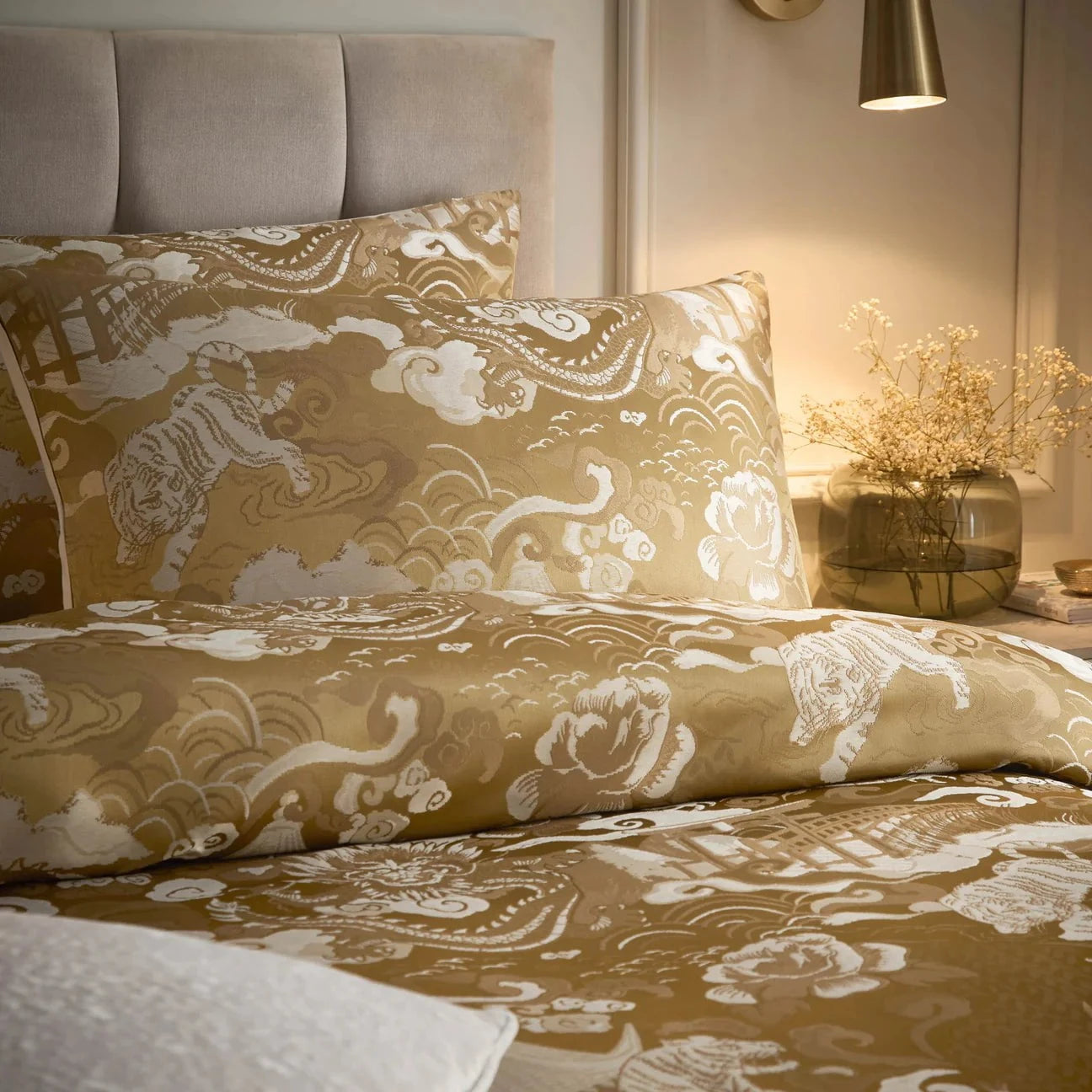 Paoletti Seventy Three (Riva Home) Duvet Cover set BARANSU JACQUARD DUVET COVER SET |GOLD| by Paoletti