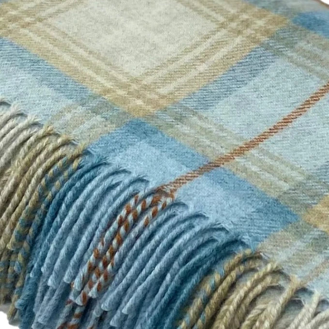 Remony Lambswool Throw Lindores Caramel Lindores Marino Lambswool Throws 140x180cm