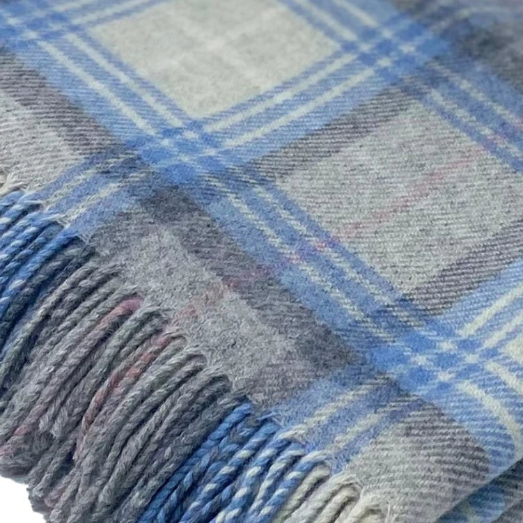 Remony Lambswool Throw Lindores Cornflower Lindores Marino Lambswool Throws 140x180cm