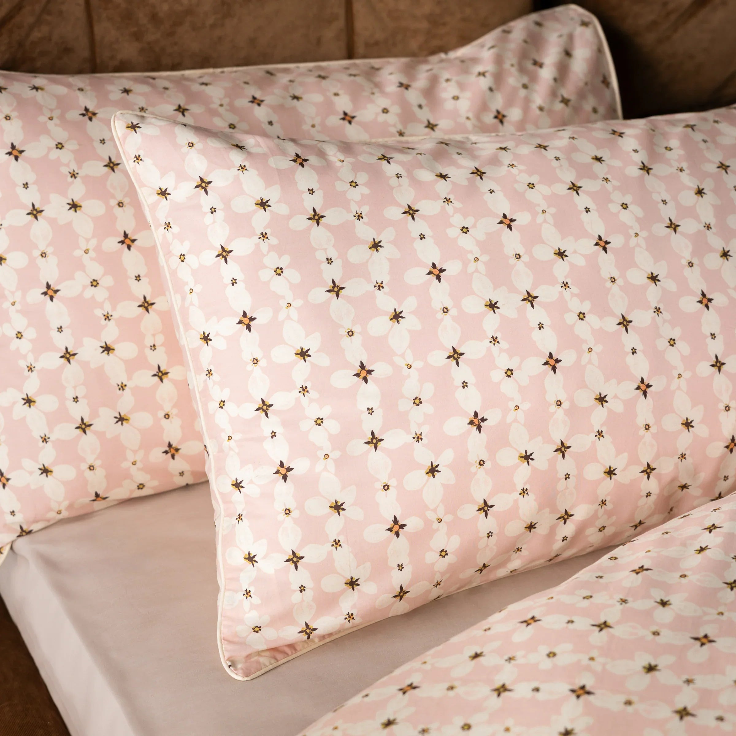 Rockett St George (Riva Home) Duvet Cover set TRANSLUCENT DAISY PIPED DUVET COVER SET PINK by Rockett St George.