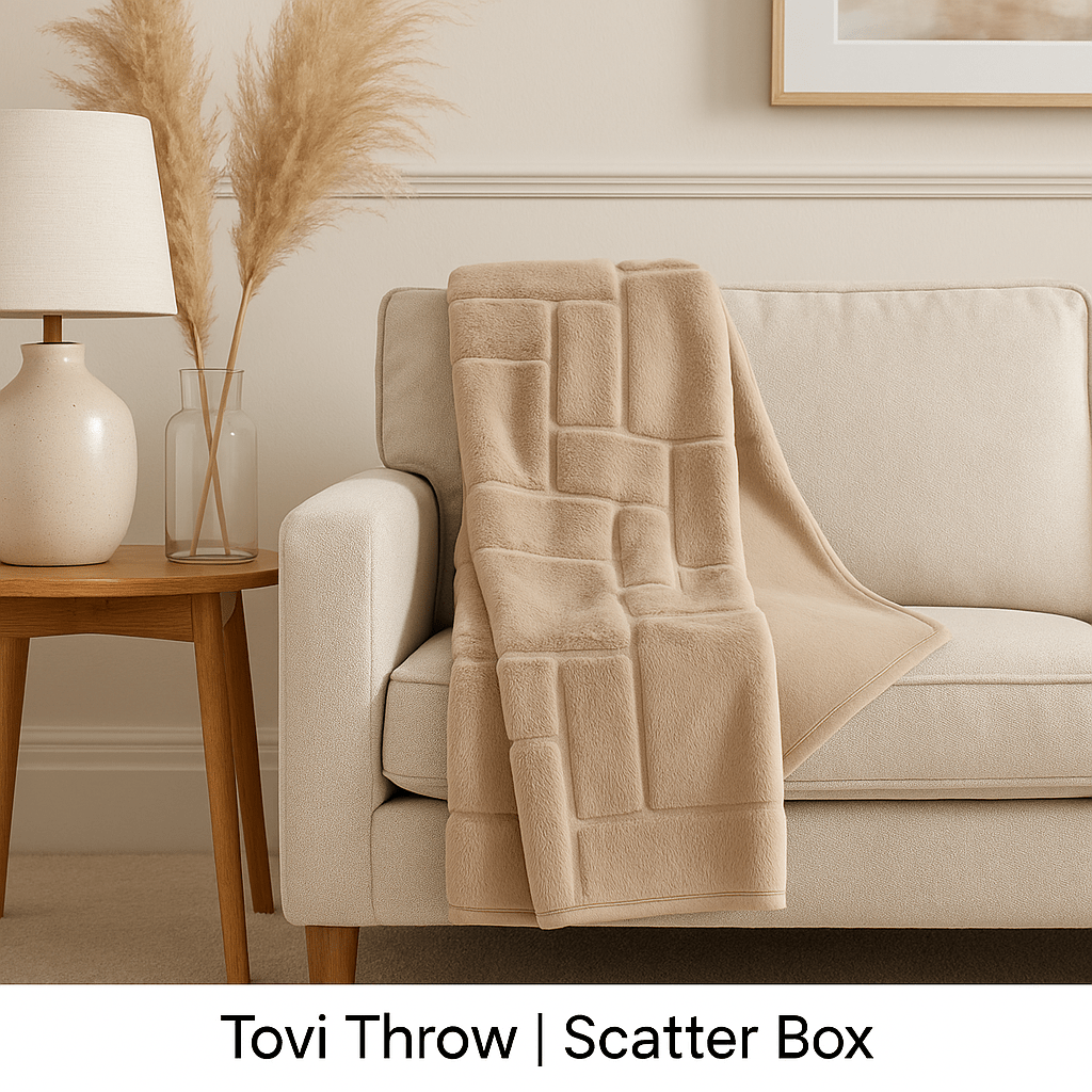 Scatter Box Bedspread Tovi Throw Natural Faux-Fur | 130 × 170 cm by Scatter Box