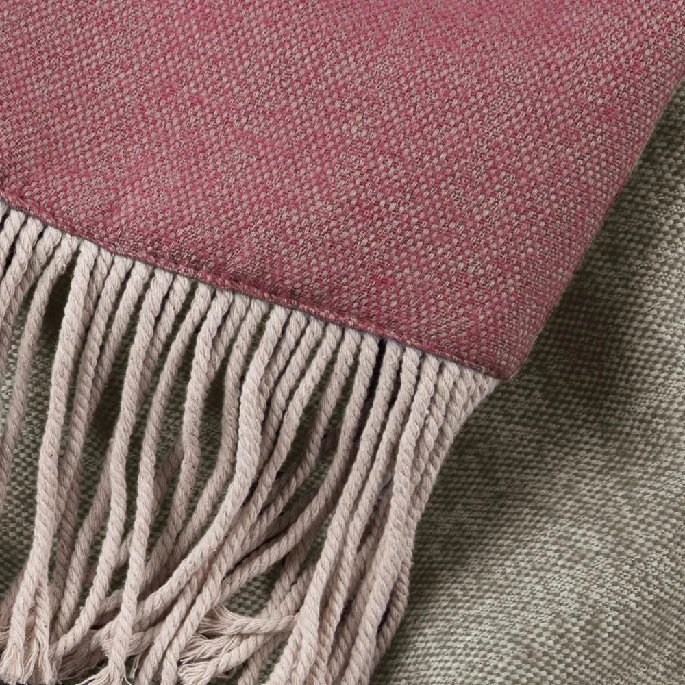 Voyage Maison (Riva Home) Voyage Maison Cushion Voyage Maison Selkirk Woven Throw Rosehip