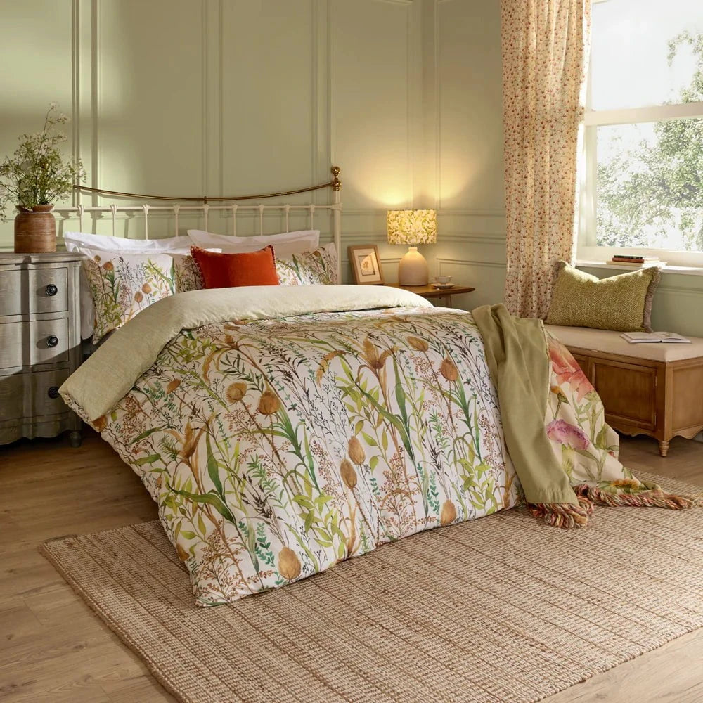 Voyage Maison (Riva Home) Voyage Maison Duvet Cover set Lydiard 100% Cotton Reversible Duvet Cover Set Multicolour by Voyage Maison