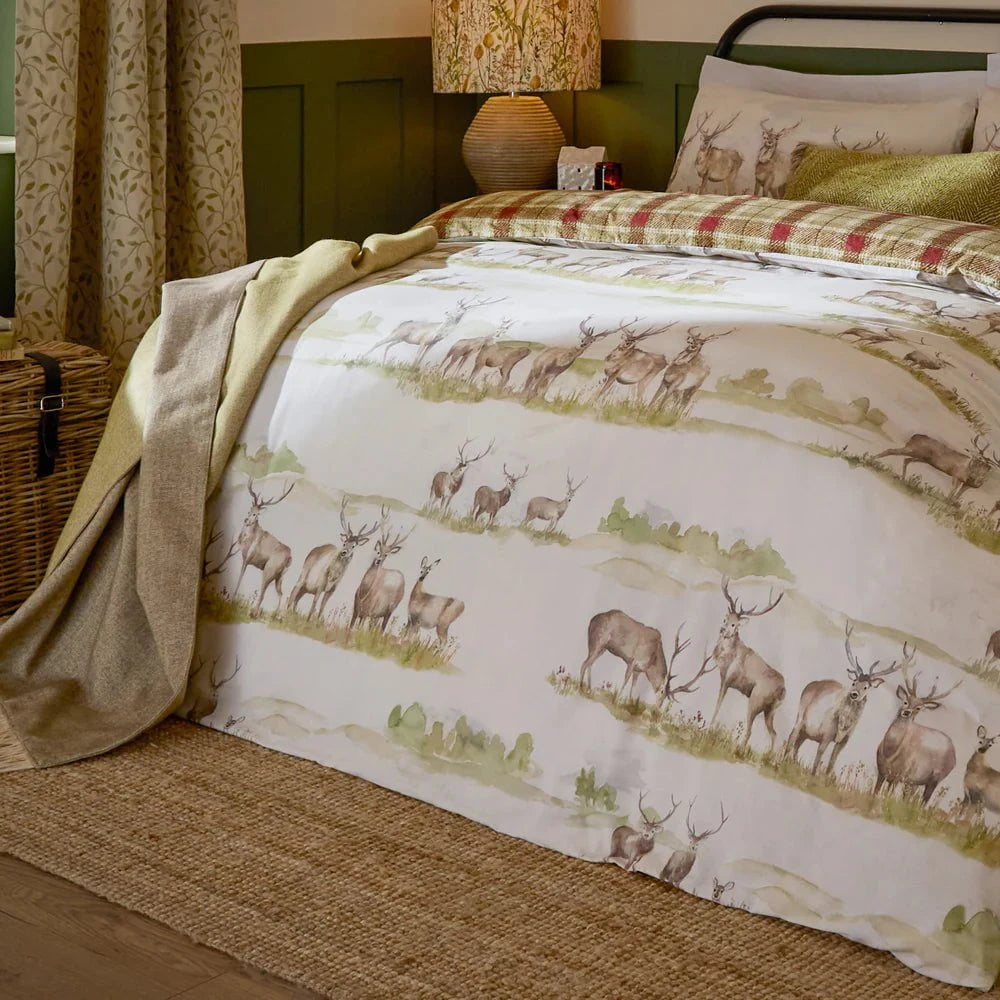 Voyage Maison (Riva Home) Voyage Maison Duvet Cover set Moorland Stag 100% Cotton Reversible Duvet Cover Set Multicolour by Voyage Maison