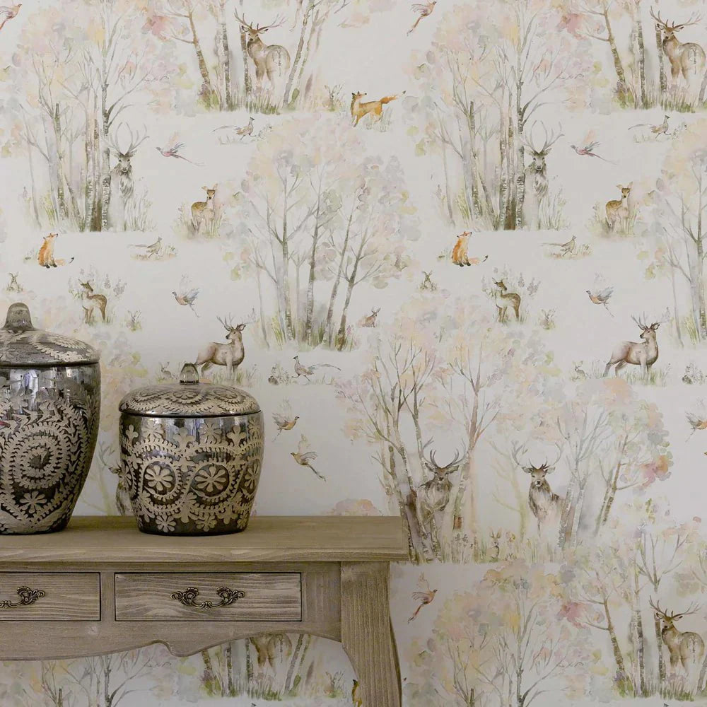 Voyage Maison Animal Wallpaper | Enchanting Wildlife & Signature Artistry