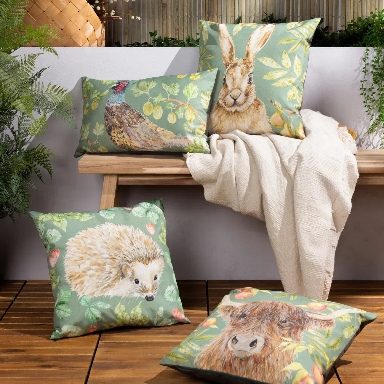Outdoor Weather-Resistant Cushions | ELEVATED AL FRESCO