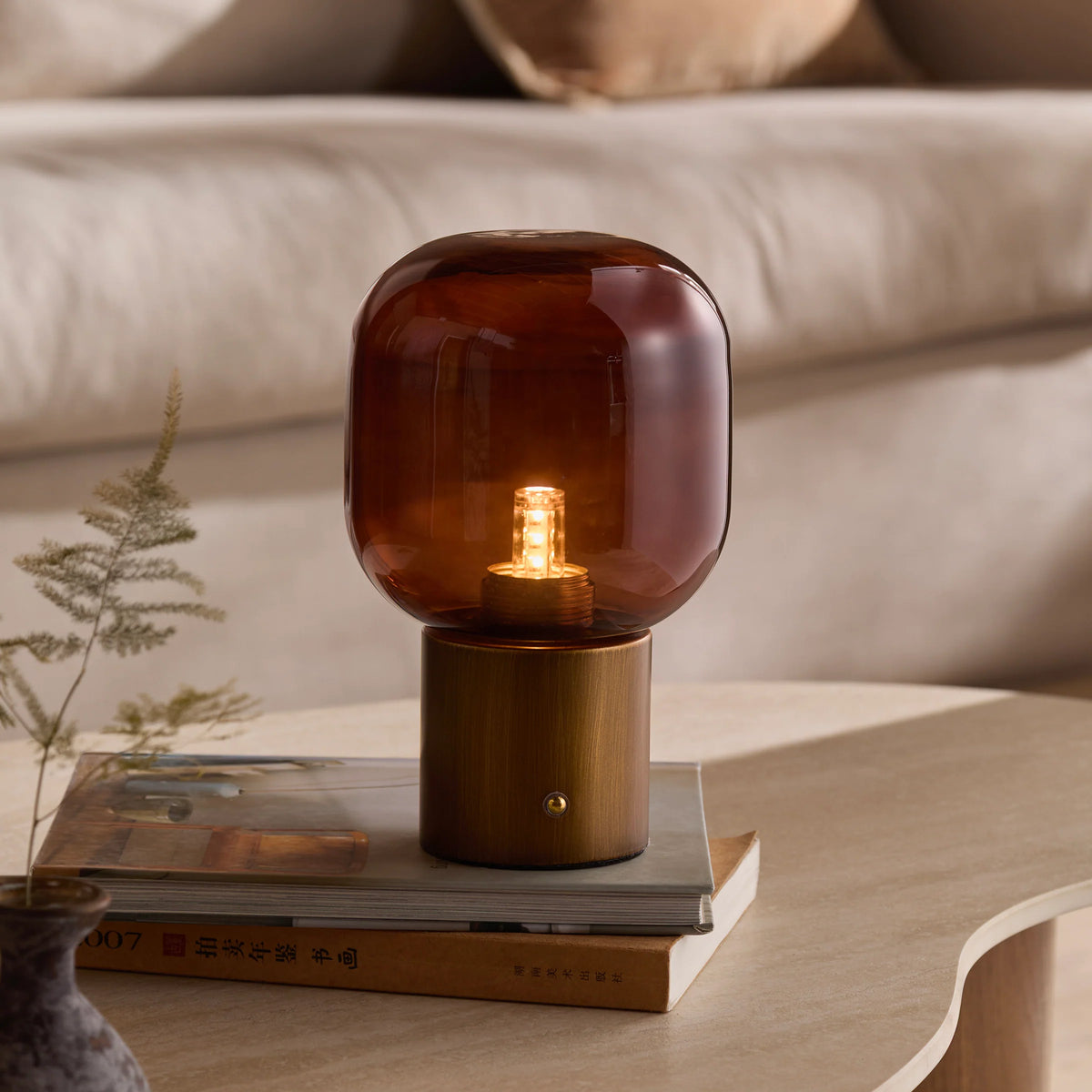 ELGIN TABLE LAMP (WIRED or RECHARGEABLE OPTIONS) – AMBER / AGED BRASS OR SMOKED GLASS / ESPRESSO BROWN | Yard