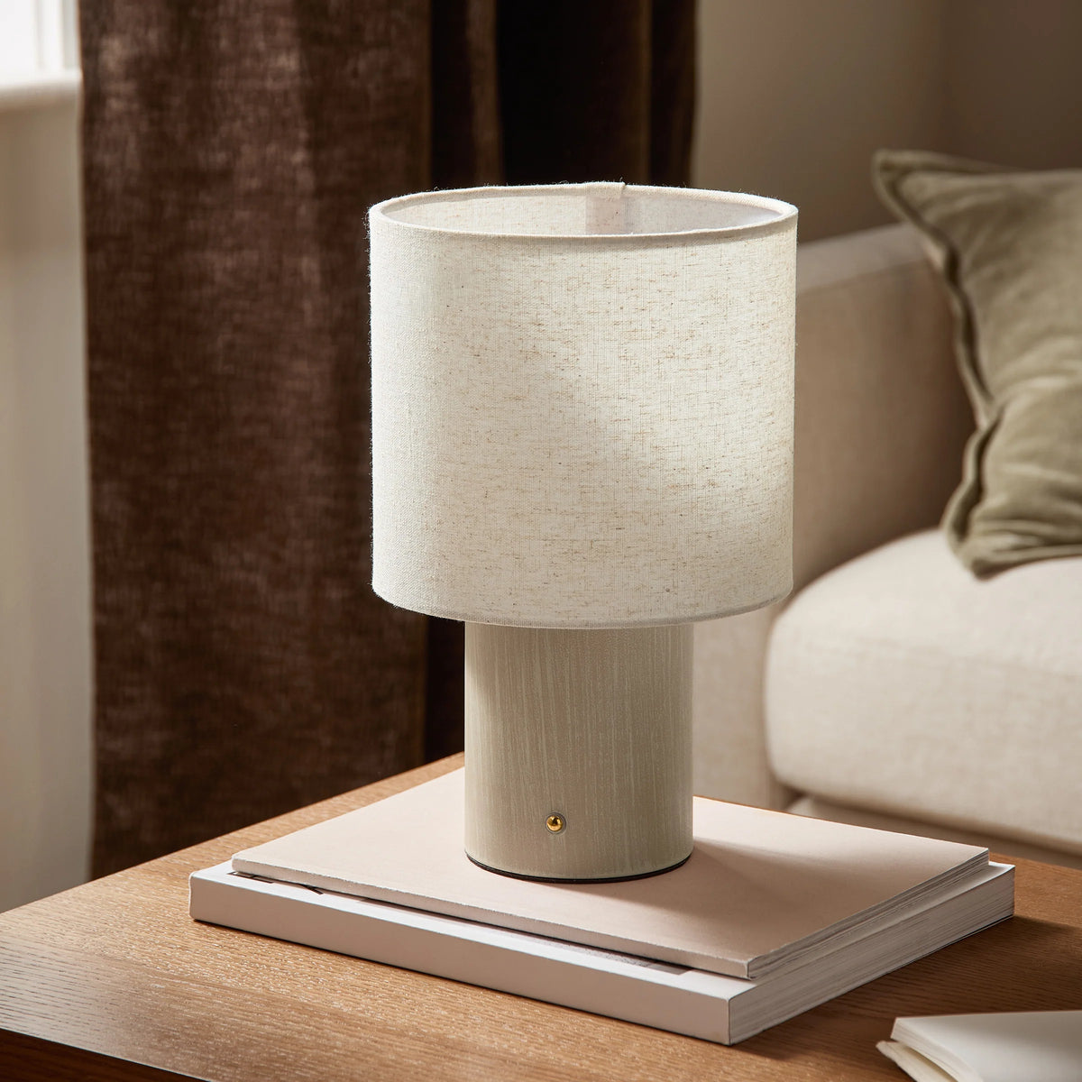 FINN TABLE LAMP – AGED BRASS, ESPRESSO BROWN, OLIVE &amp; SANDSTONE | YARD