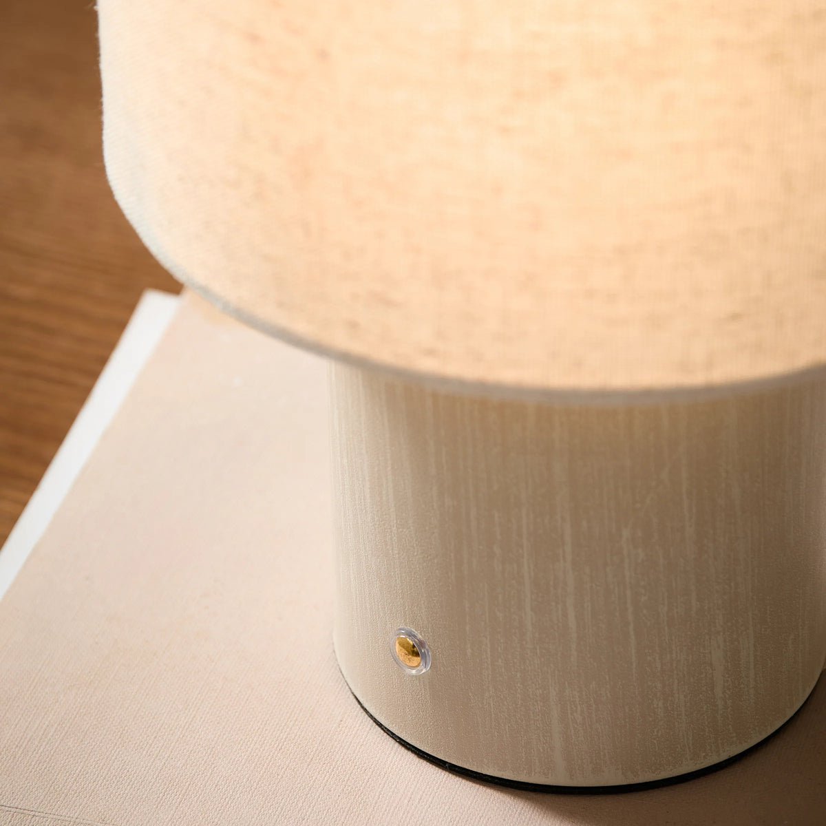 FINN TABLE LAMP – AGED BRASS, ESPRESSO BROWN, OLIVE &amp; SANDSTONE | YARD