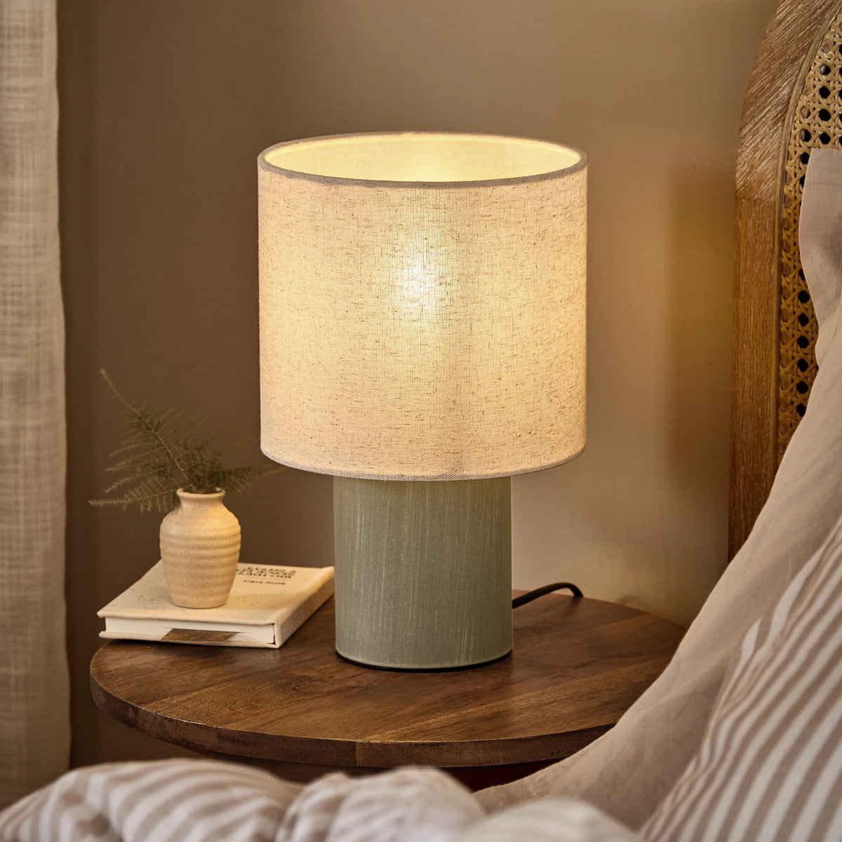 FINN TABLE LAMP – AGED BRASS, ESPRESSO BROWN, OLIVE &amp; SANDSTONE | YARD