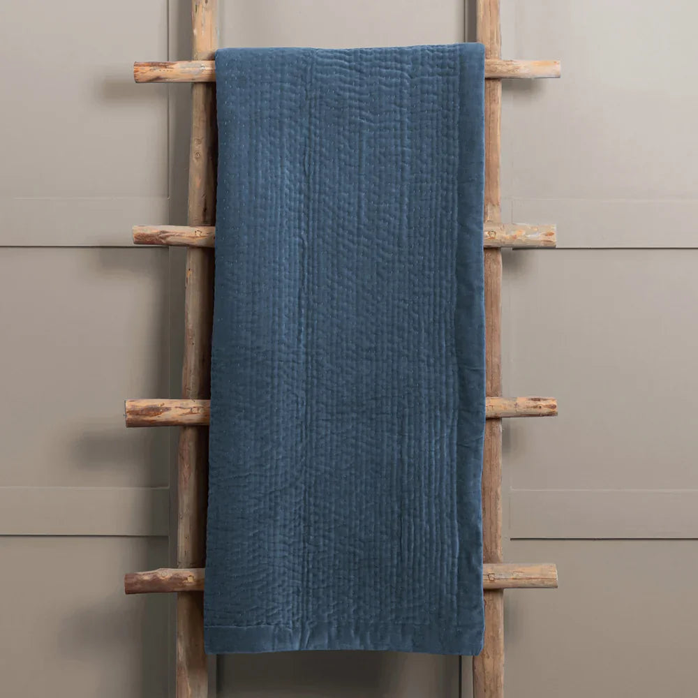 HAZE VELVET QUILTED THROW by ADDITIONS (Voyage Maison)