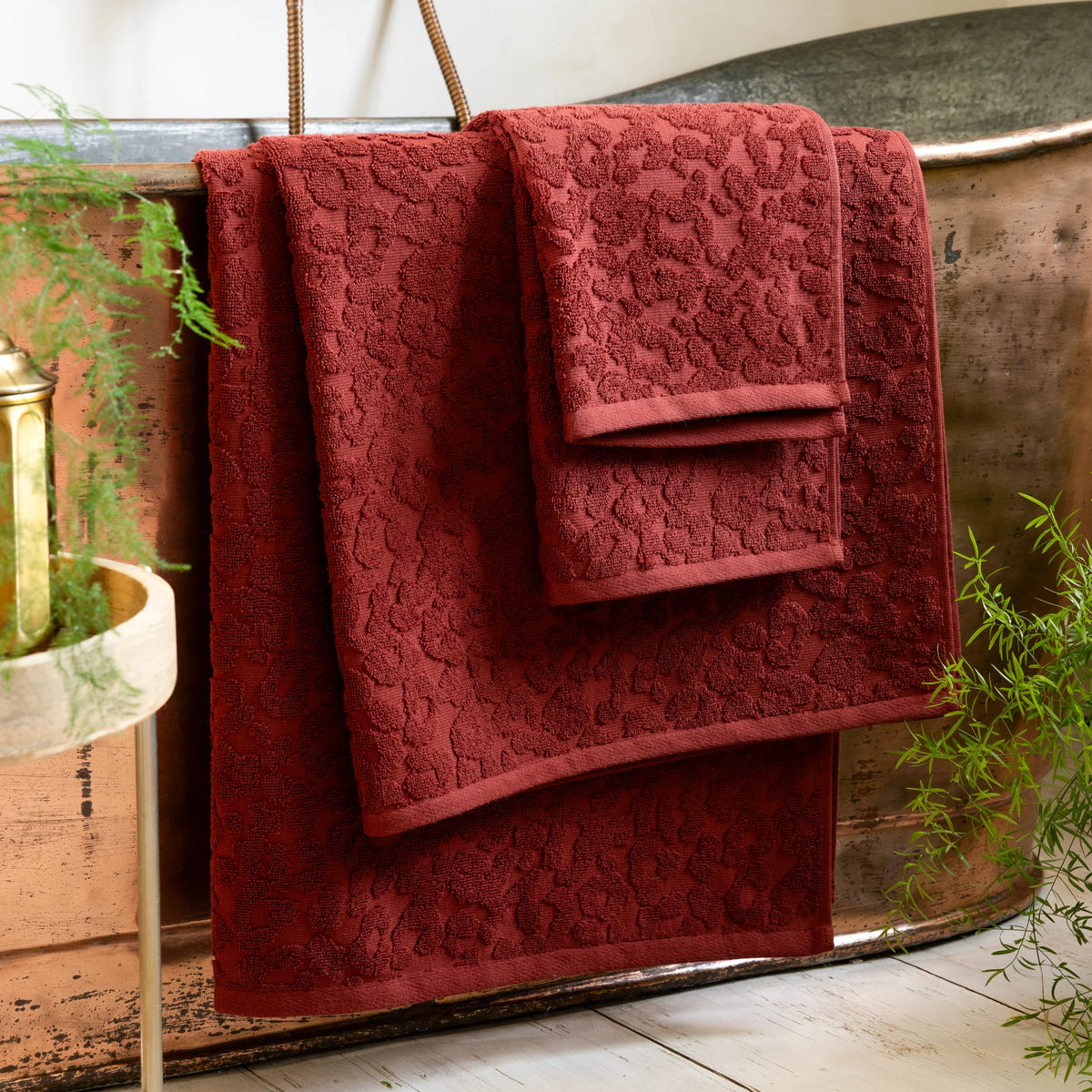 LEOPARD JACQUARD 100% COTTON TOWEL COLLECTION | Rockett St George