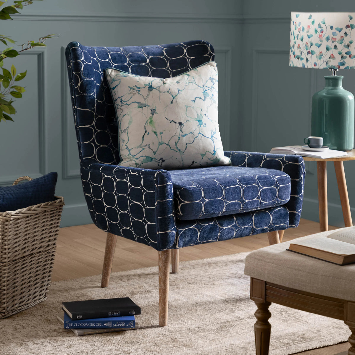 OSWALD VELVET CHAIR – BLUE by Voyage Maison