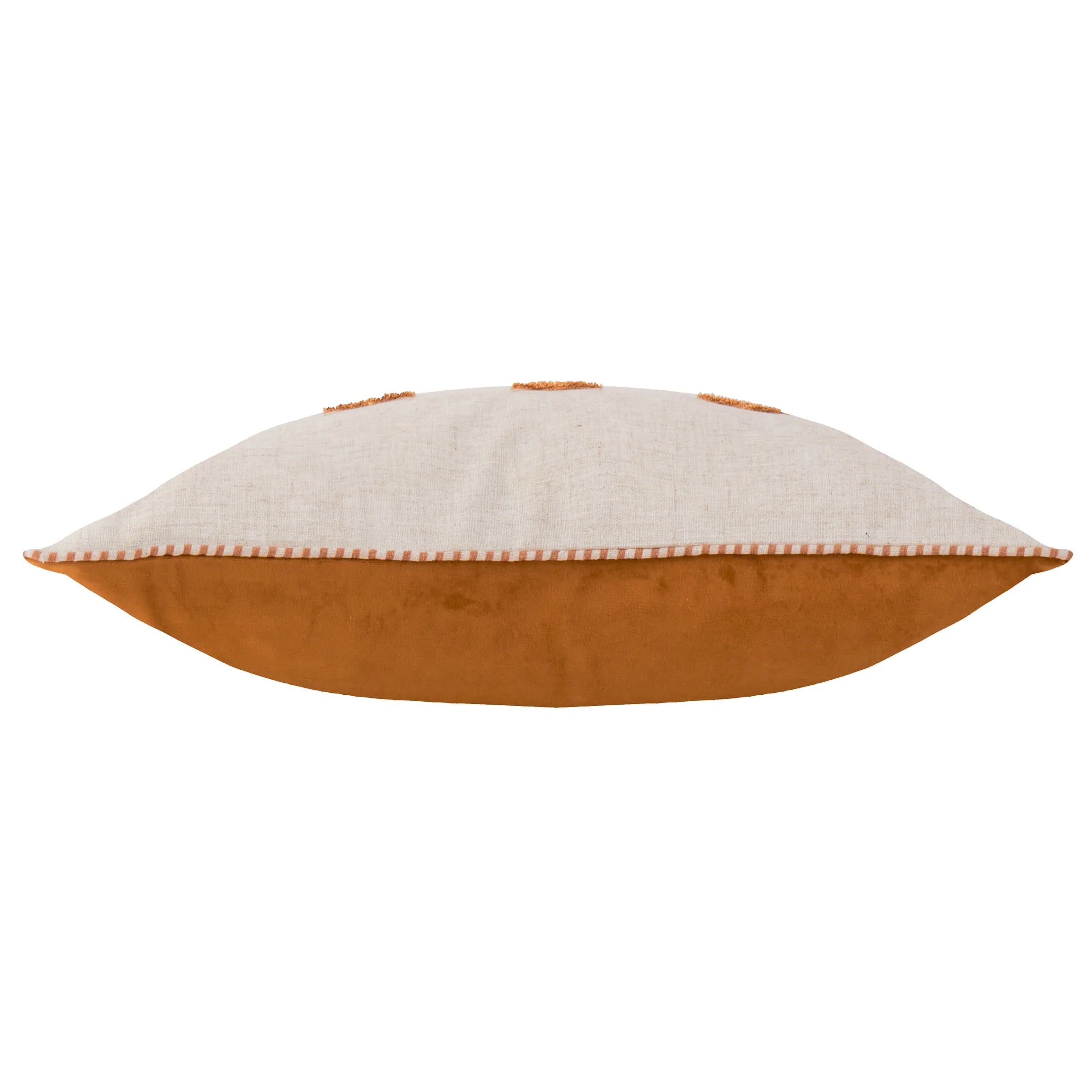 RAMBLE HIGHLAND COW TUFTED CUSHION Ginger by Wylder
