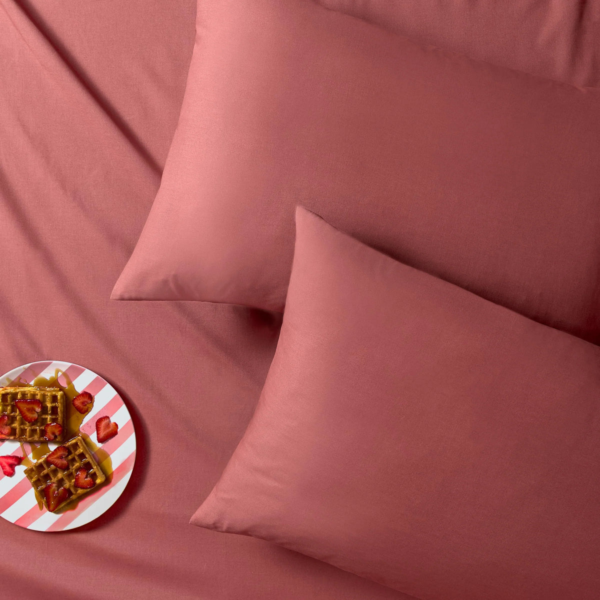 THE PLAIN ONE PILLOWCASE PAIR | Furn