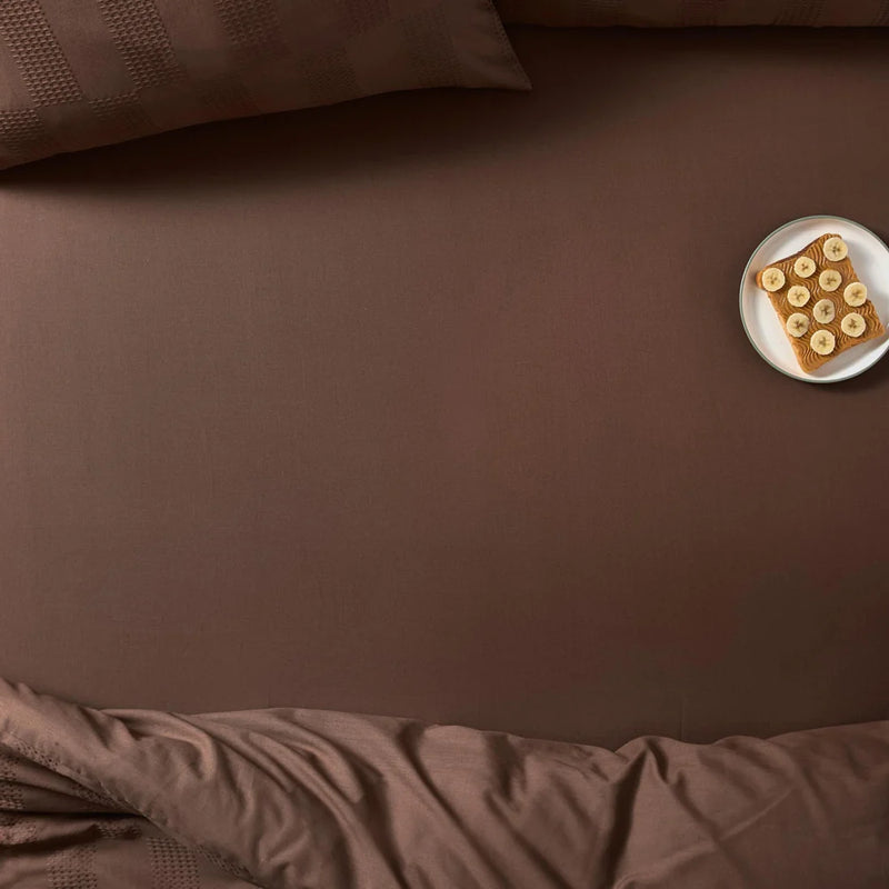 THE PLAIN ONE FITTED SHEET | Furn