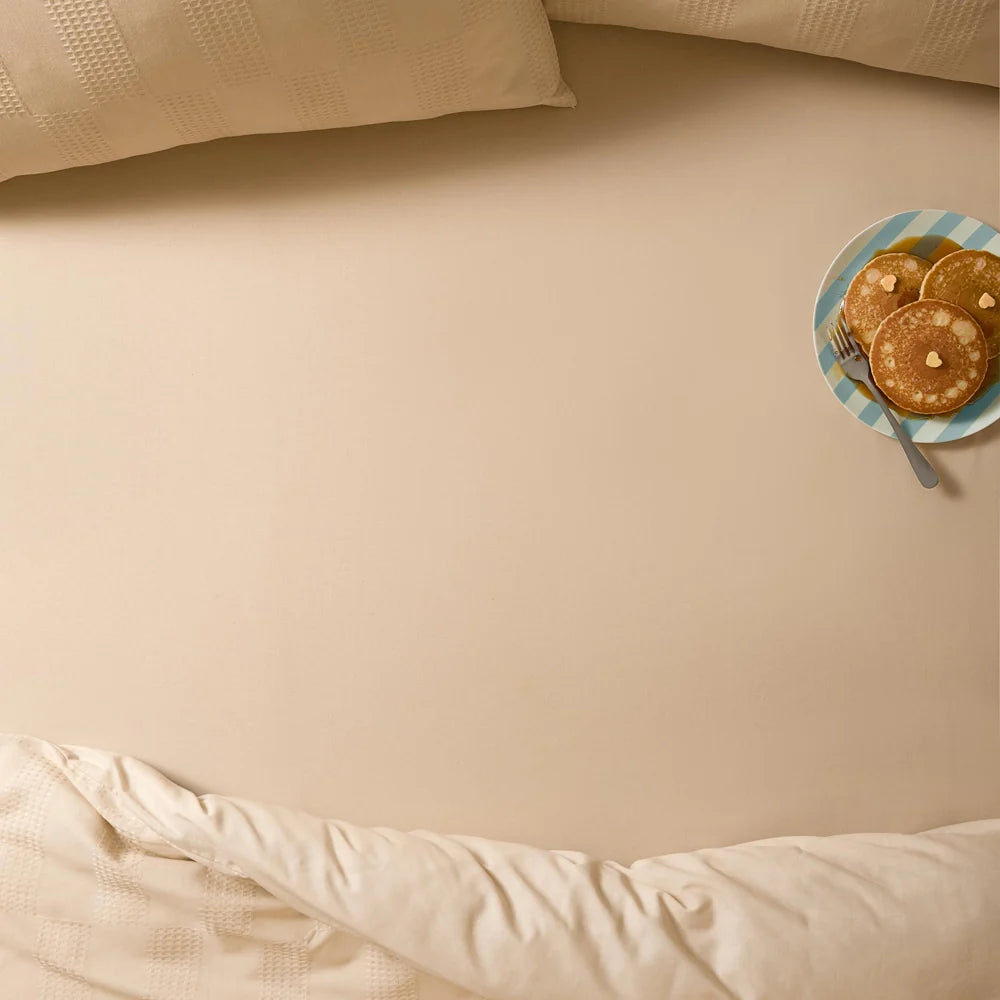 THE PLAIN ONE FITTED SHEET | Furn