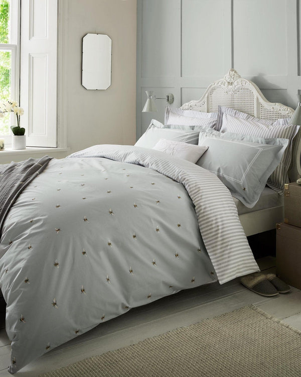 BEE GRANITE THROW by Sophie Allport