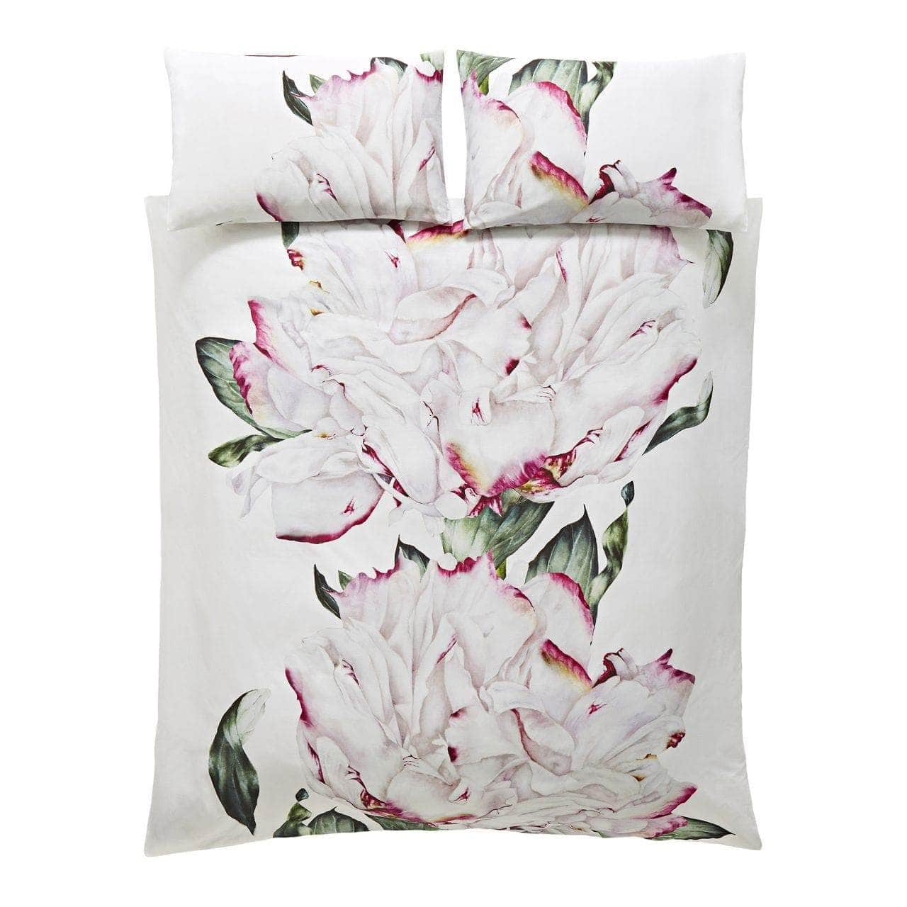 Ashley Wilde Voyage Maison Bedspread Voyage Maison & Parcevall Peony Fuchsia Bedding