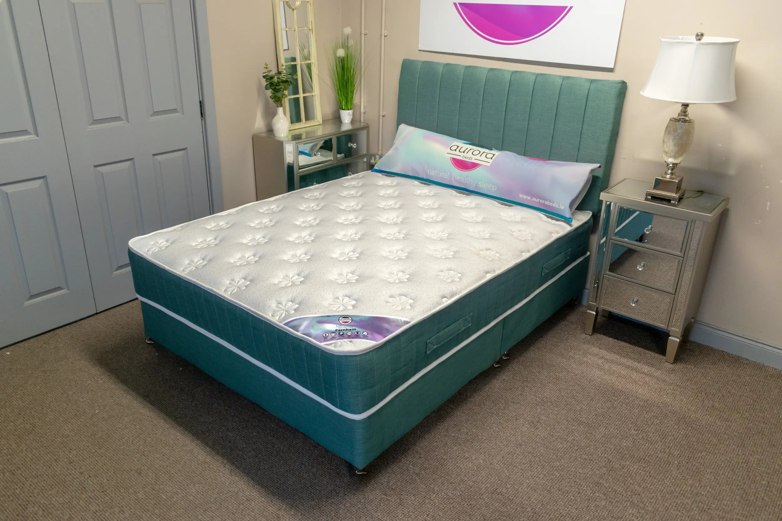 Aurora Bed Complete 3ft Single / No Drawer / Spiced Velvet Petrol Aurora BED Divan base