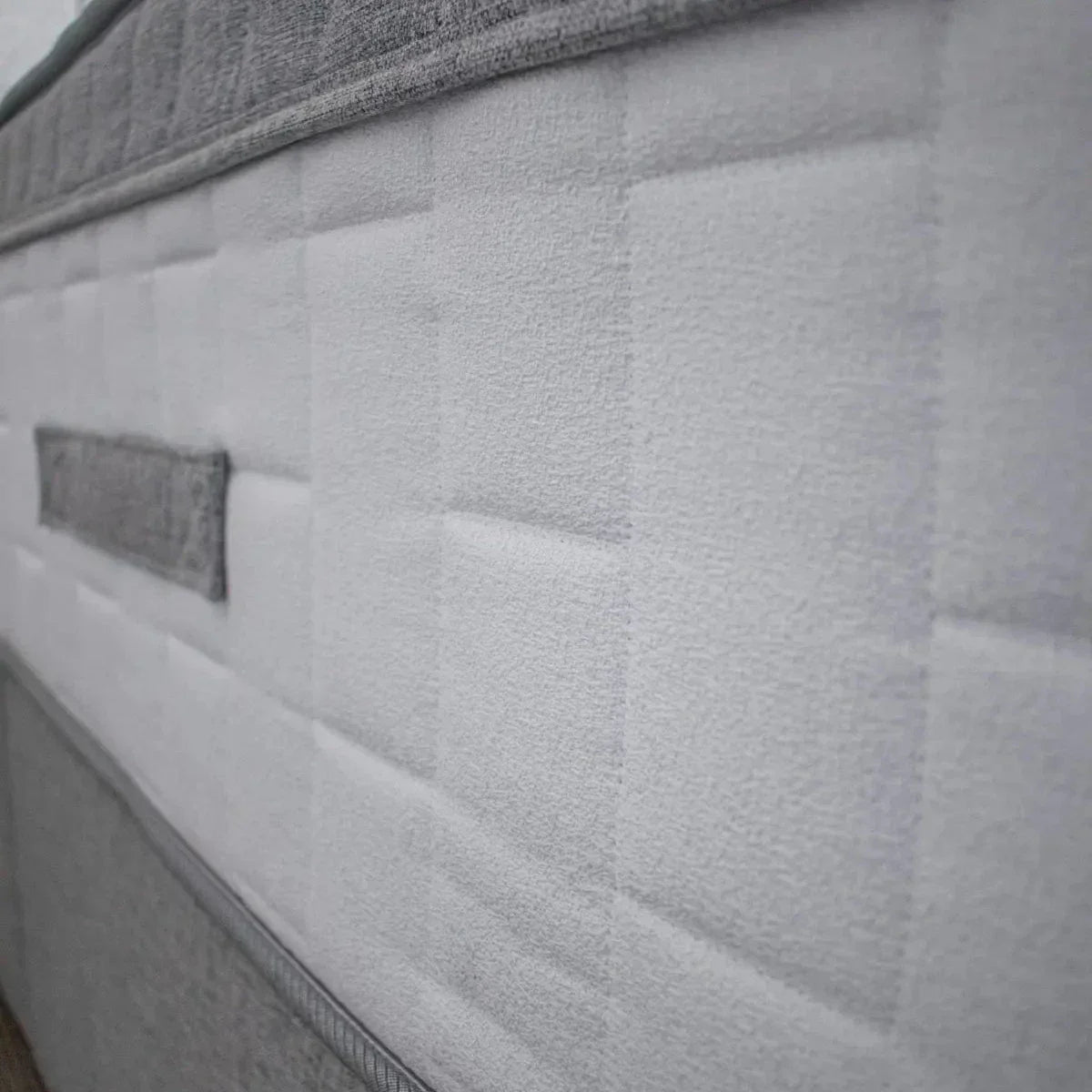 Aurora Mattress MEMORYFLEX DELUX IRISH MADE MATTRESS
by Aurora