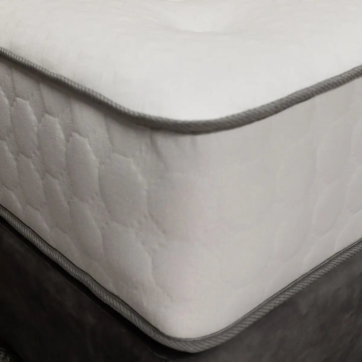 Aurora Mattress RADIANCE IRISH MADE MATTRESS
by Aurora