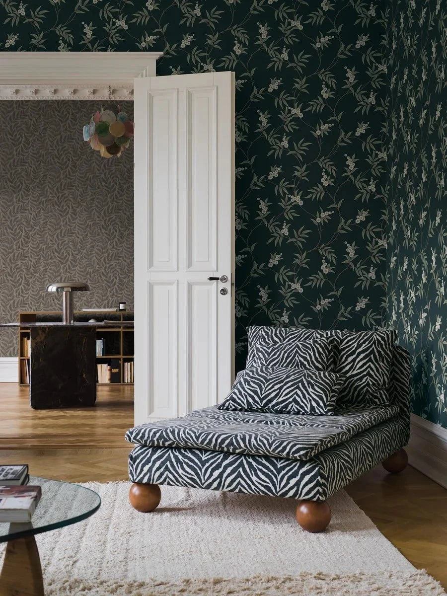 Boråstapeter Boråstapeter Wallpaper Floral Tree Black – by Boråstapeter