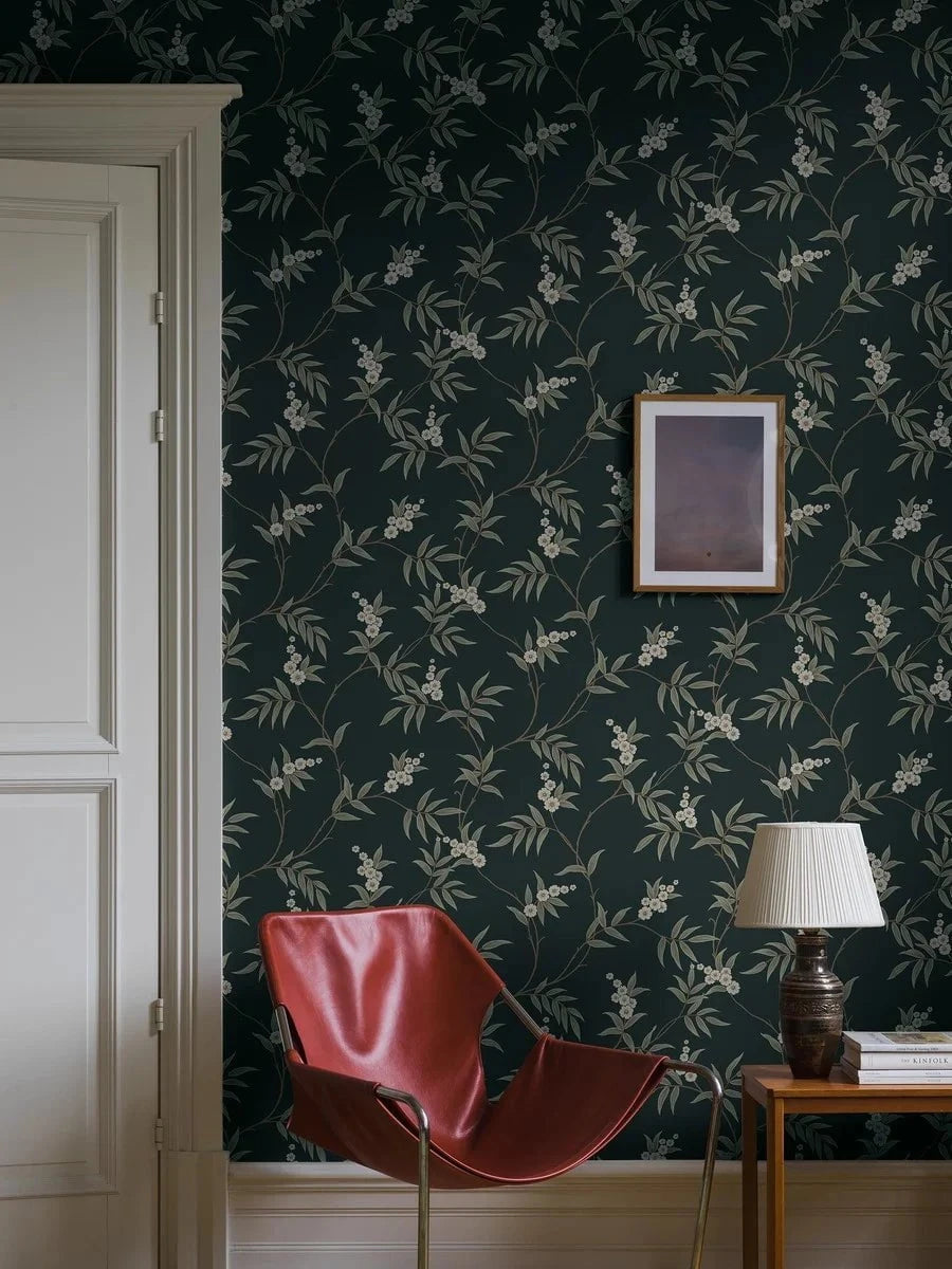 Boråstapeter Boråstapeter Wallpaper Floral Tree Black – by Boråstapeter