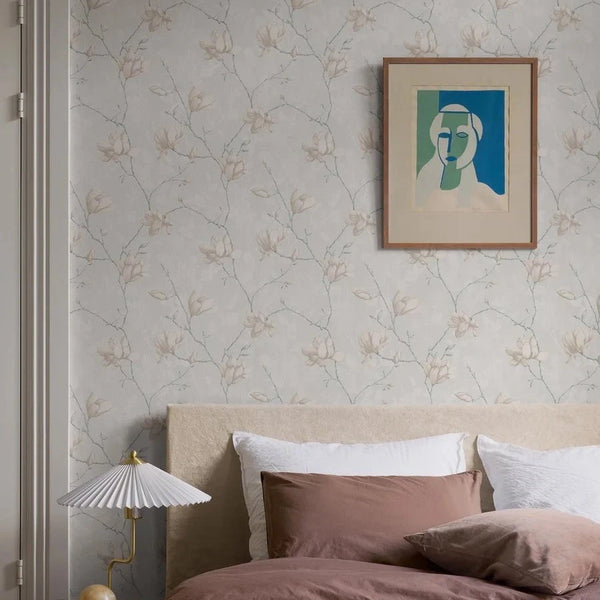 Lilly Tree White Wallpaper by Boråstapeter (10 metre roll)
