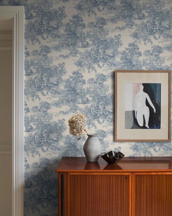 Toile de Jouy Blue – by Boråstapeter