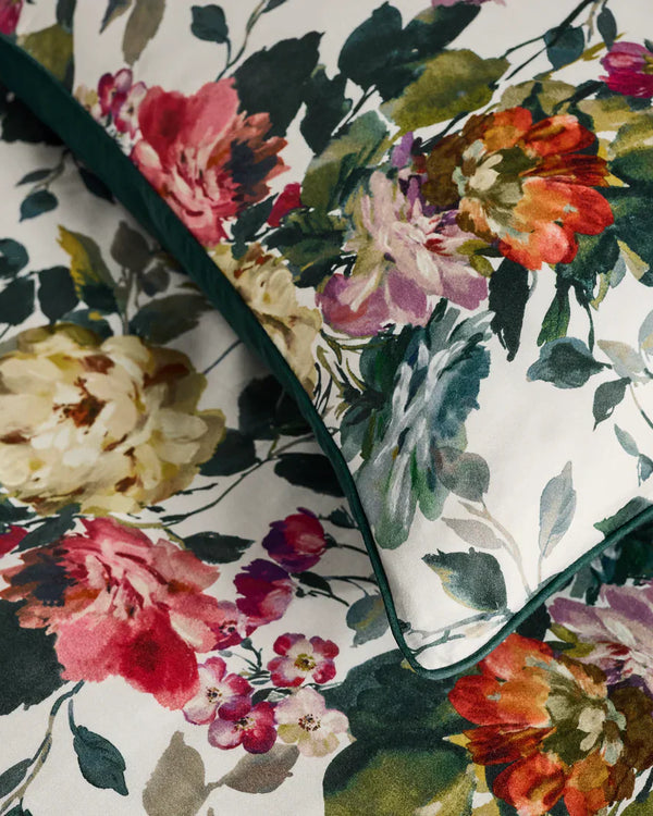BLOOM 100% COTTON SATEEN DUVET COVER SET by Clarke & Clarke