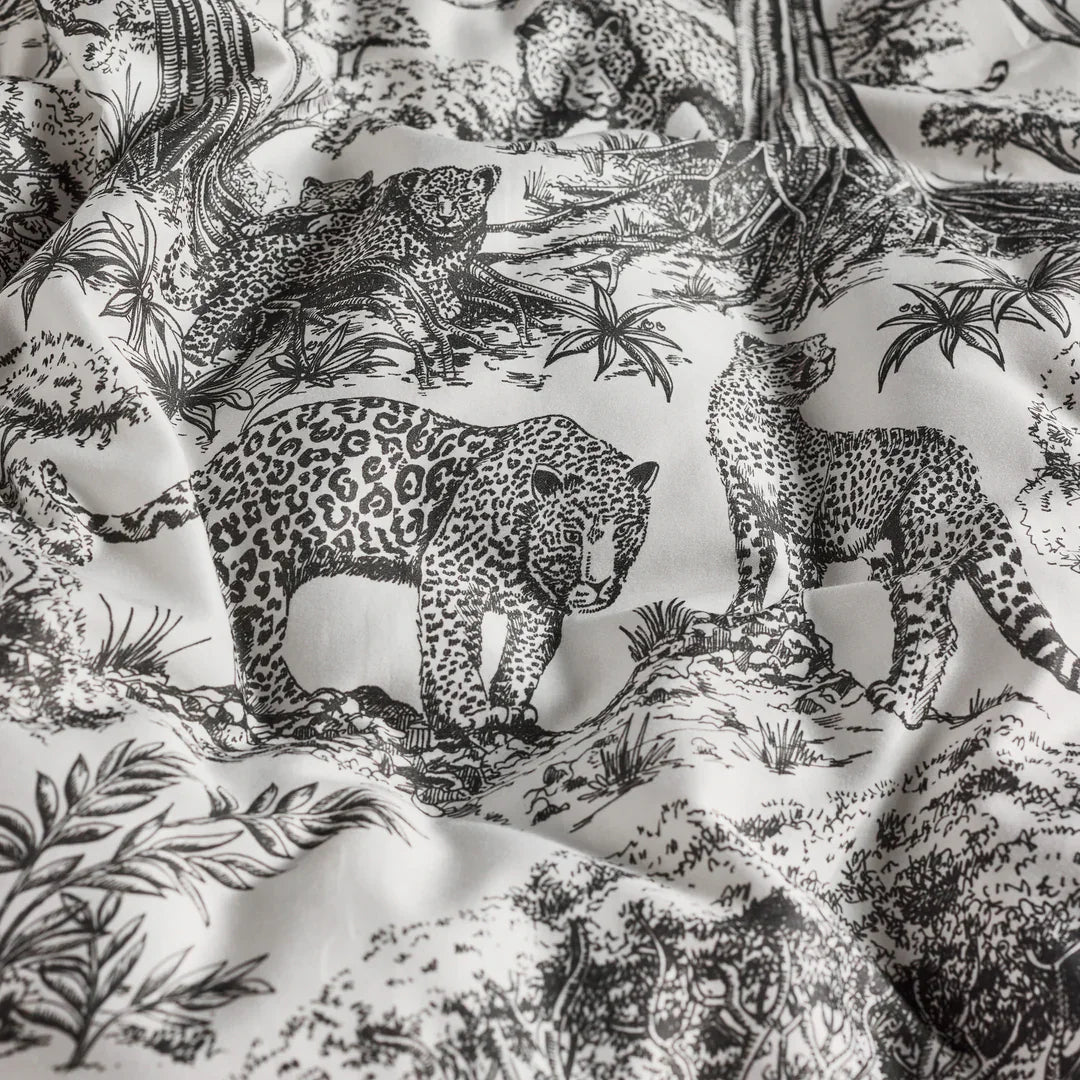 Clarke & Clarke Duvet Cover set KISUMU REVERSIBLE 100% COTTON DUVET COVER SET by Clarke & Clarke