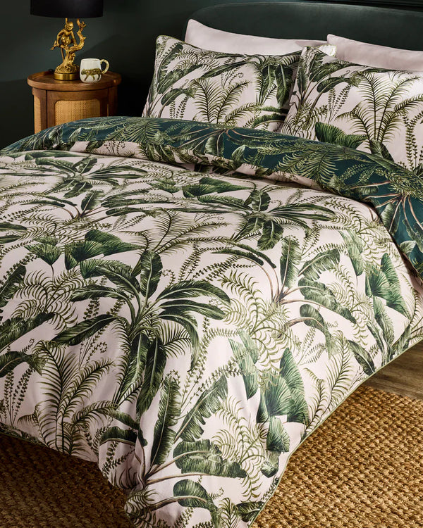 MAJORELLE REVERSIBLE 100% COTTON DUVET COVER SET
by Clarke & Clarke