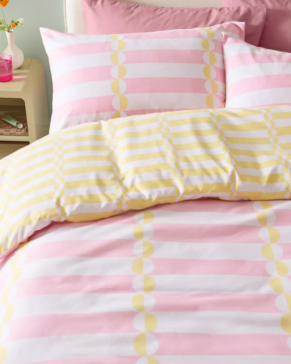 LOTTIE REVERSIBLE SOFT TOUCH DUVET COVER SET by Duvet Day