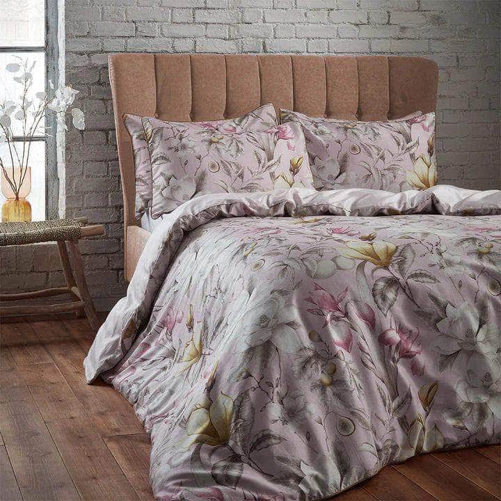 Lavish Floral Printed Piped Cotton Sateen Kingsize Duvet CoverSet by Edinburgh Weavers (EW)