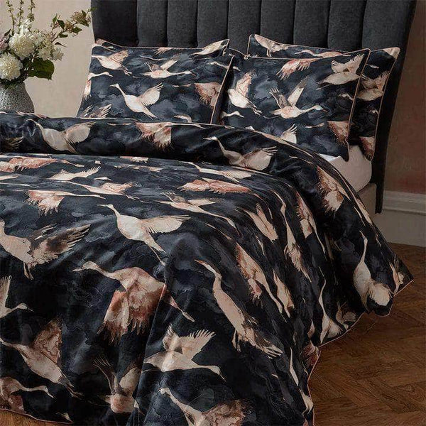EW Flyaway Exotic Piped Kingsize Duvet Cover Set by Edinburgh Weavers