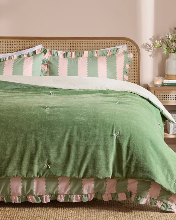 EDIE COTTON VELVET BEDSPREAD by Wylder
