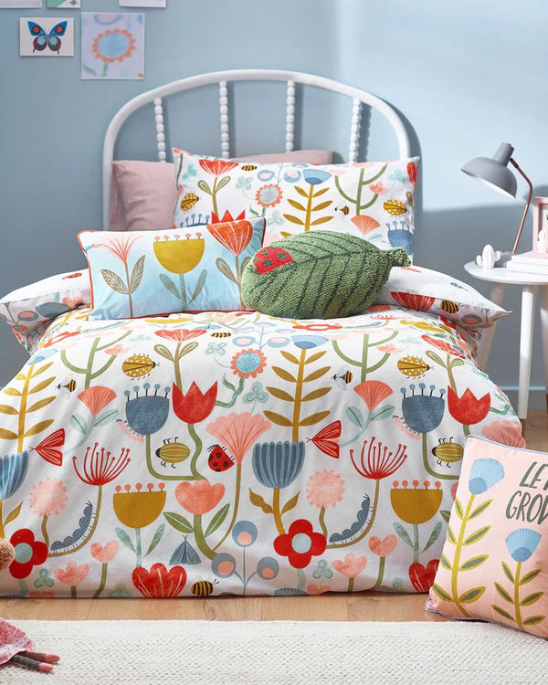 little furn. Little Nature Floral Duvet Cover Set in Multicolour
