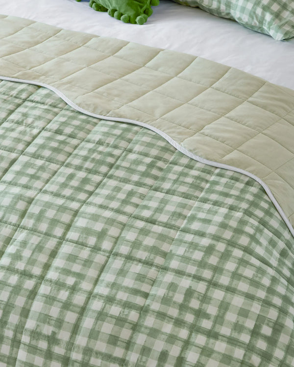 SCALLOP QUILTED BEDSPREAD SAGE  by furn