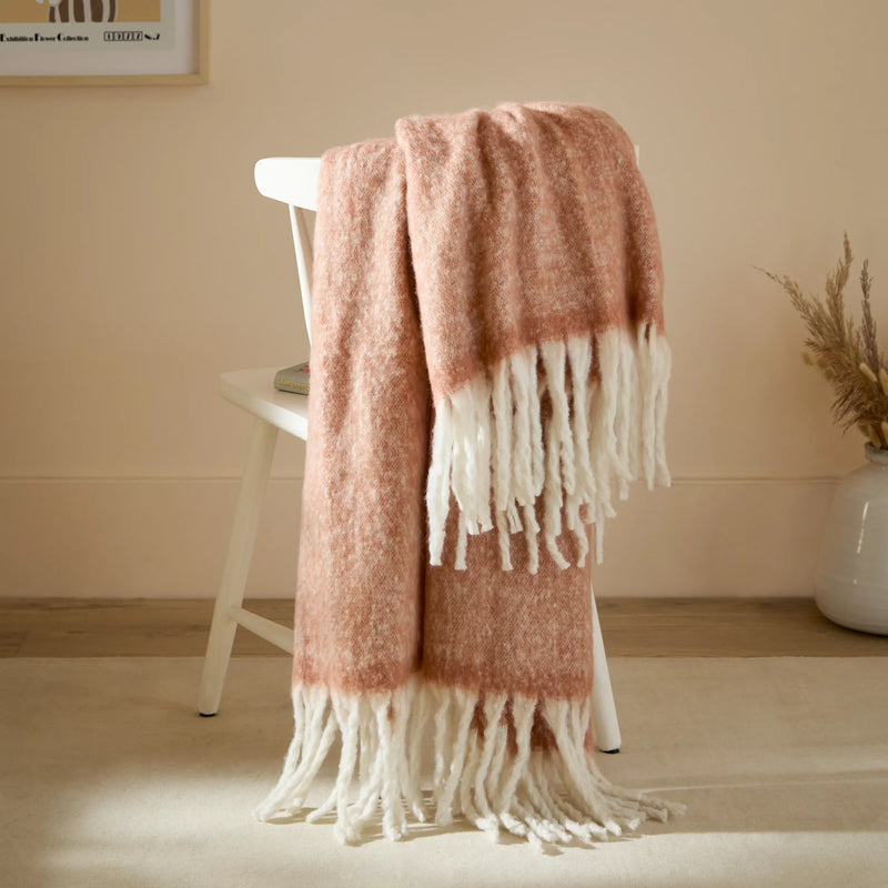 COZY WOVEN TASSELLED THROW by Furn