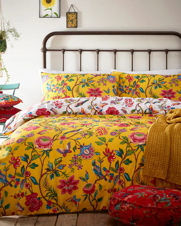 POMELO TROPICAL FLORAL DUVET COVER SET by furn